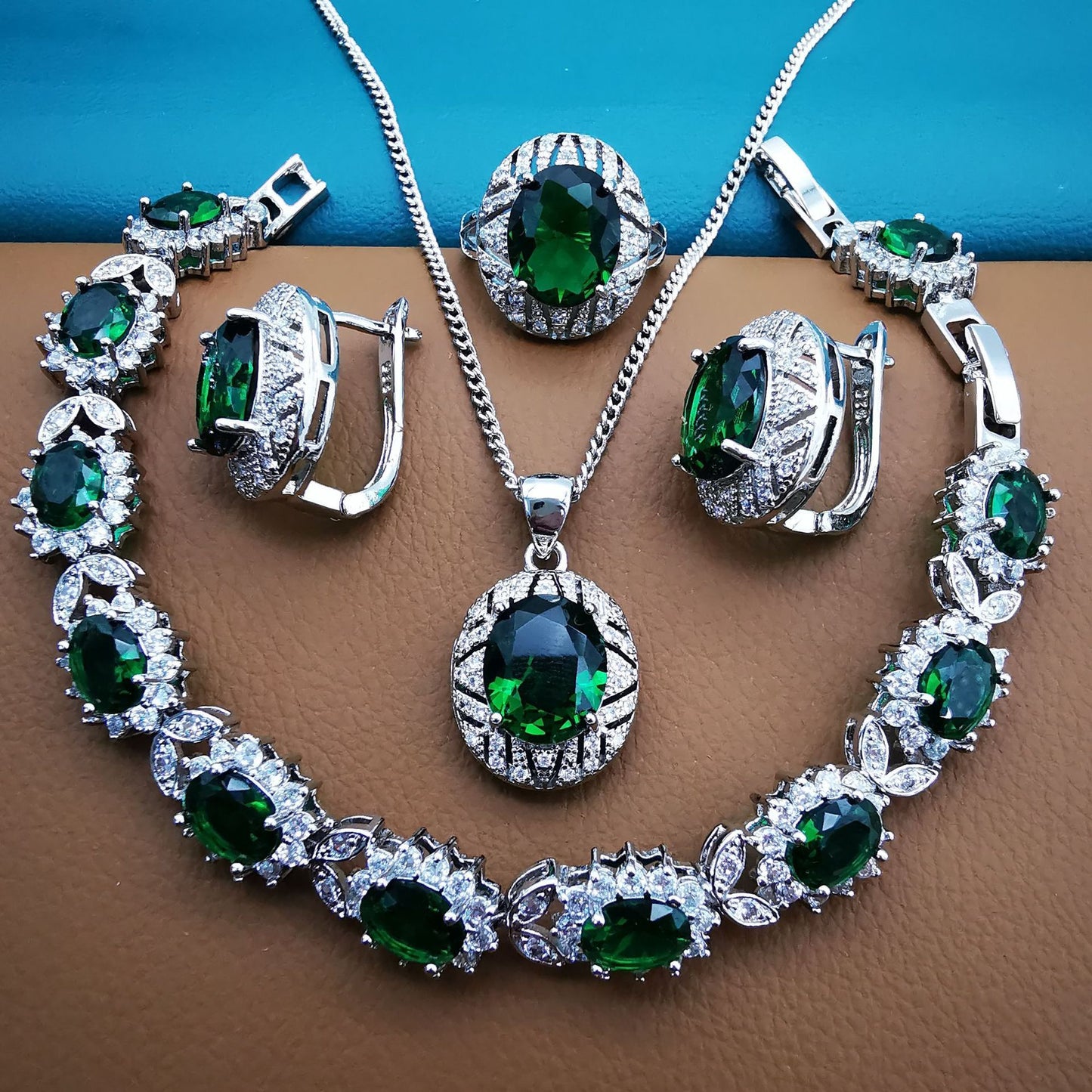 Royal Sap Jewlery Suit